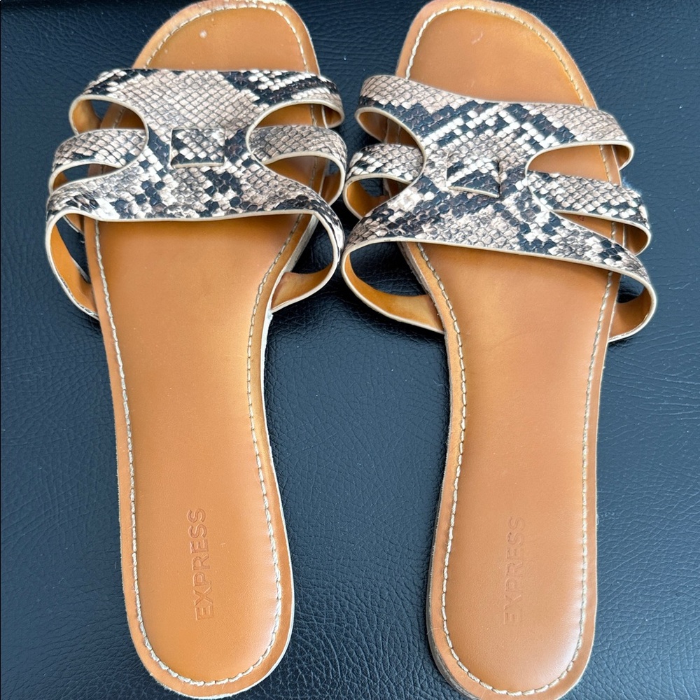 Express Women's Snakeskin Sandals - Black and Tan